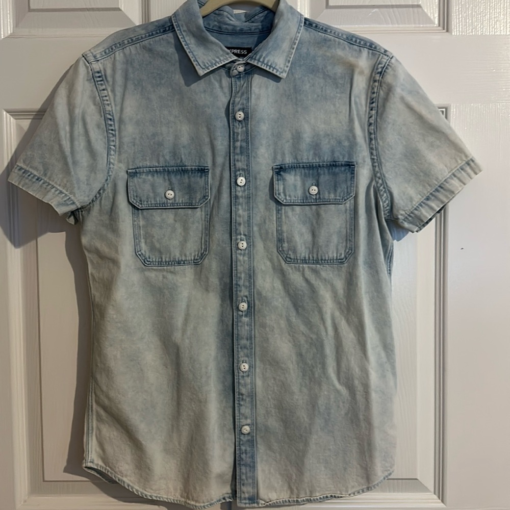 Men's Express Jeans button down shirt size medium